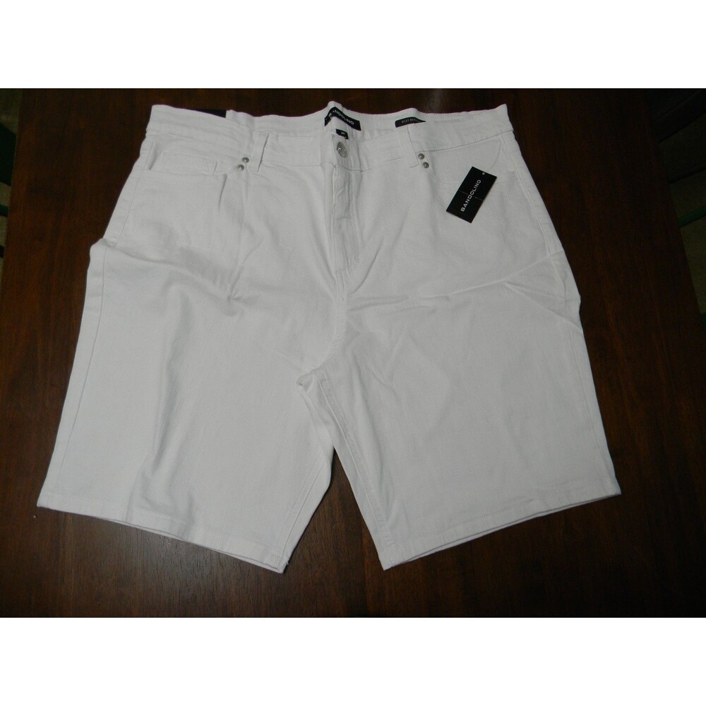 Bandolino Riley Bermuda Relaxed Leg Shorts White Size 22w Stretch Neutral NWT